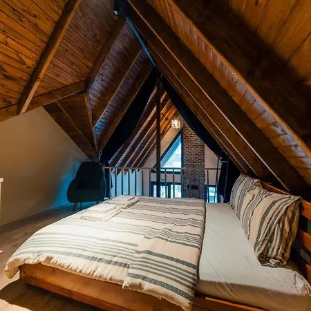 Villa Varuna Evleri Sapanca